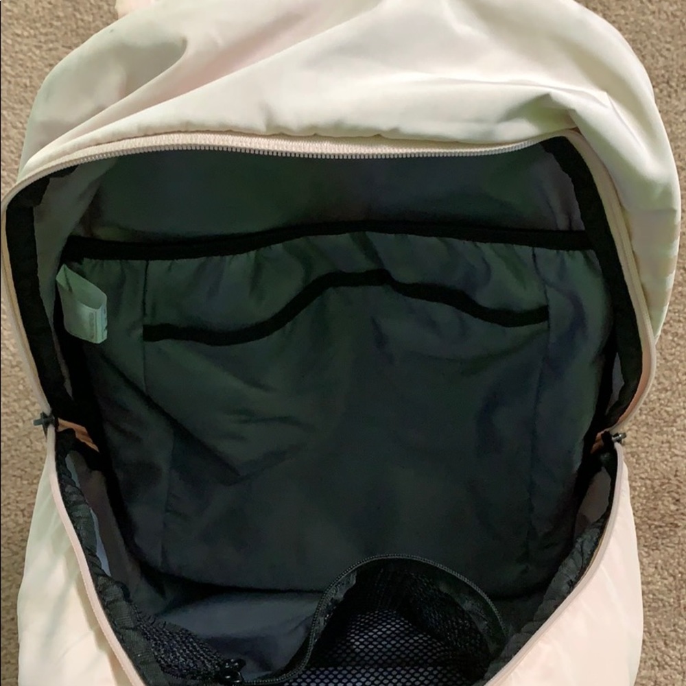 Adidas Backpack - Picture 4 of 4